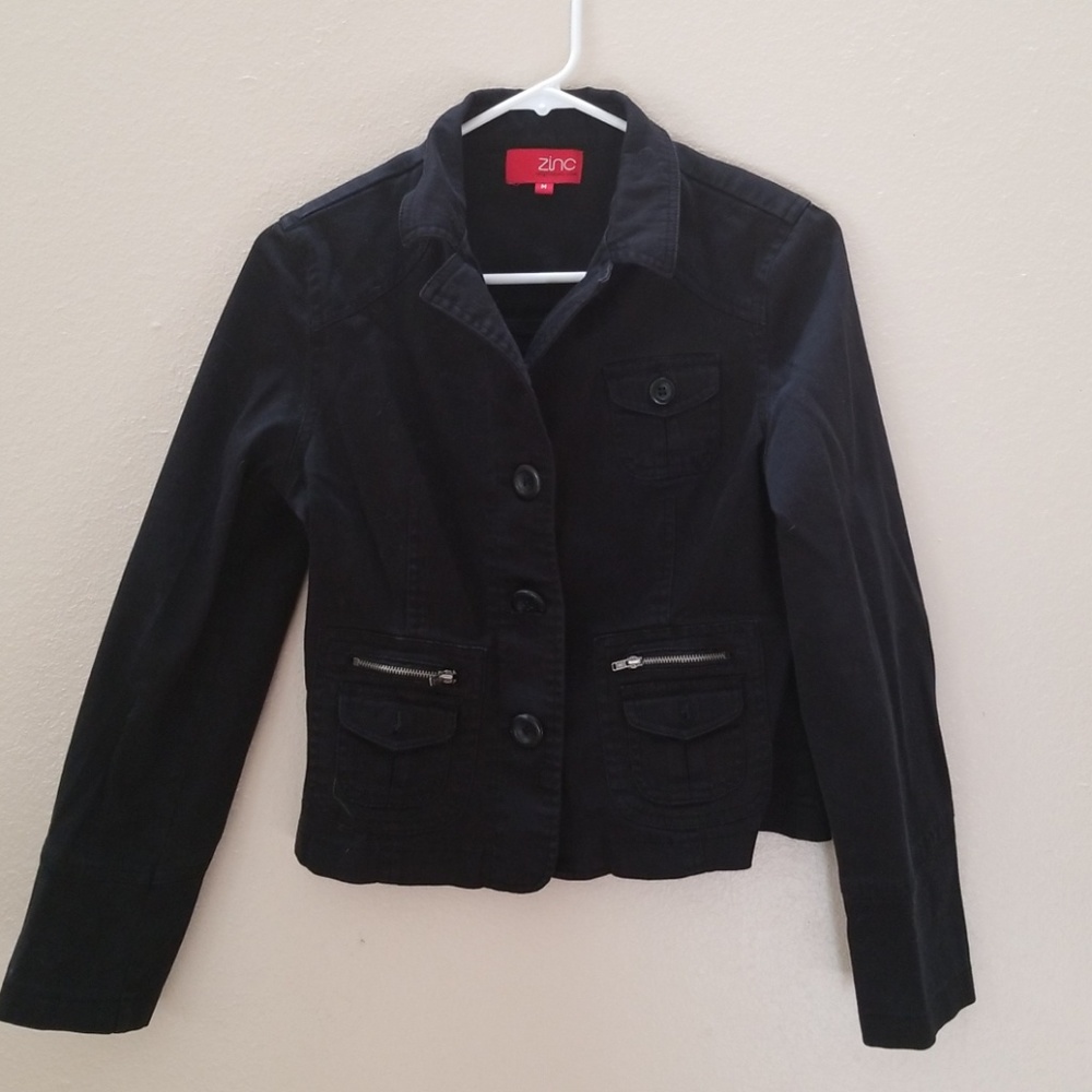 LAST CHANCE- PULLING DEC. 7th- Black jacket